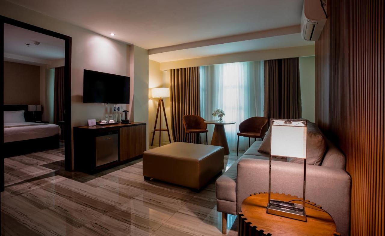 Hotel Areca Легаспи Экстерьер фото